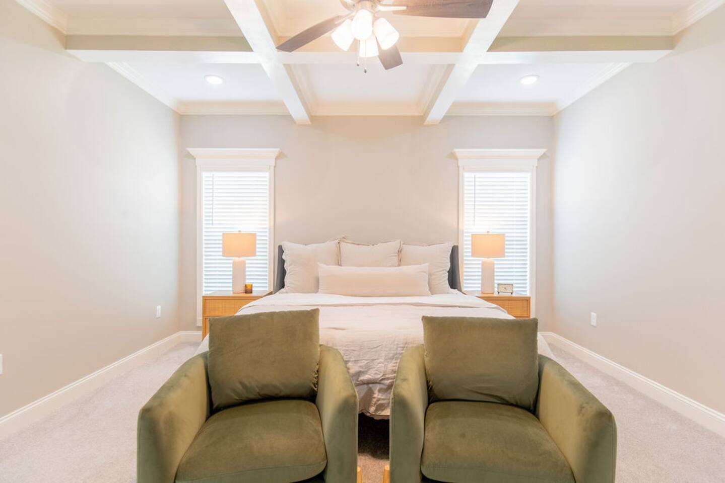 Primary Suite with 1 king bed