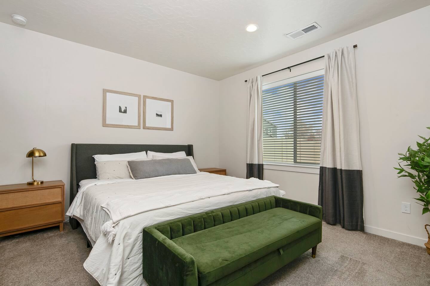 Primary Suite with 1 king bed