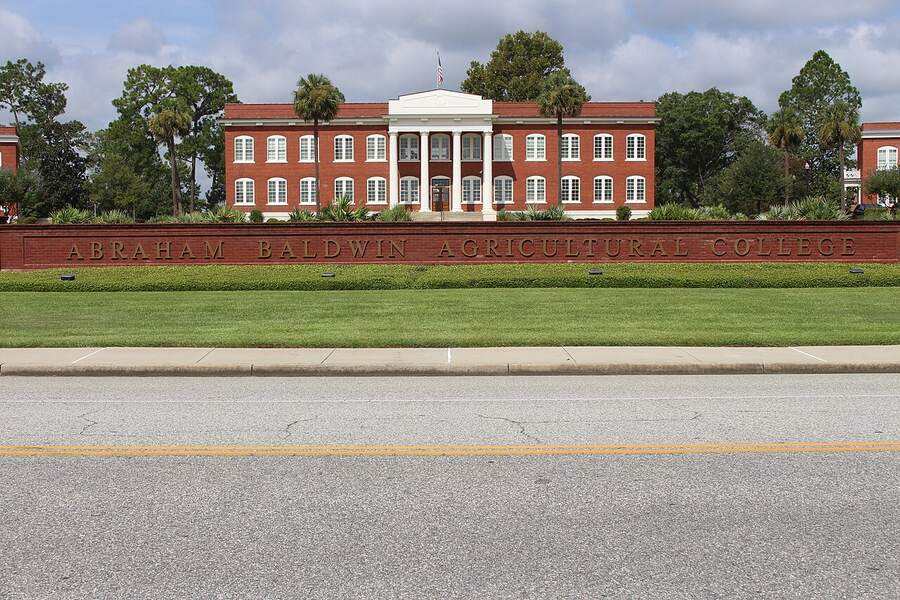 Front of Abraham Baldwin Agricultural College in Tifton, Georgia