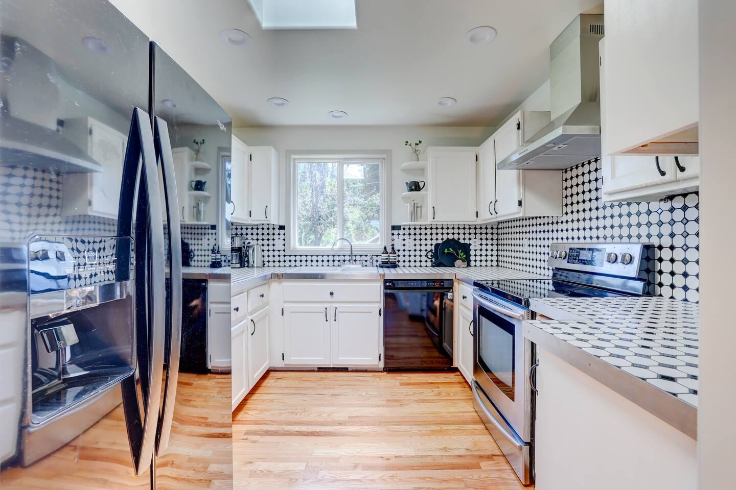 Main kitchen with stainless appliances